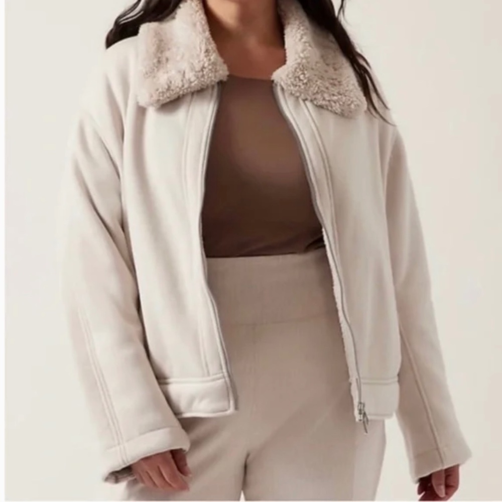 *SOLD* Athleta Westbound Sherpa Cream Full Zip Bomber Jacket Size Medium GUC